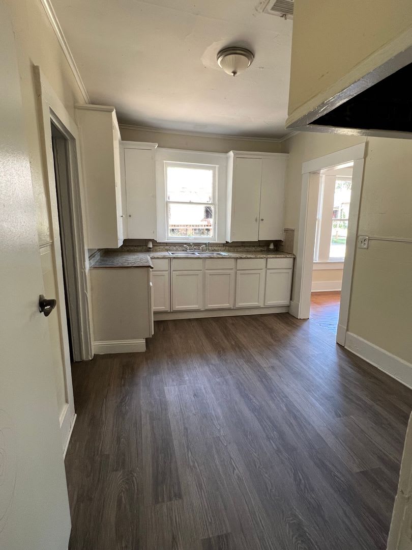 Large 3 Bedroom 1 Bathroom Home – photo 5