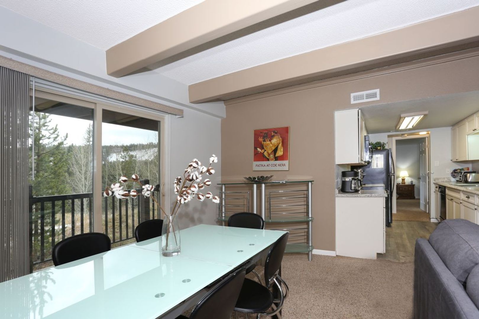 2 bed, 2 bath in Breckenridge! Winter seasonal! Heat included – photo 5