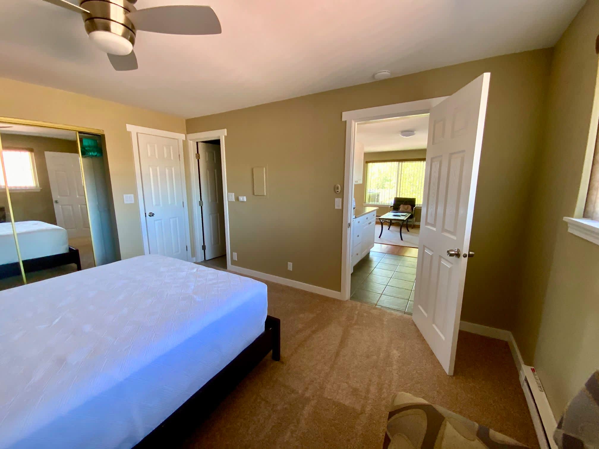 13536 37Th Ave S Apt 2 – photo 4