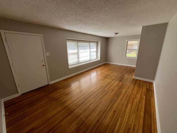 1508 East Raines Road – photo 2