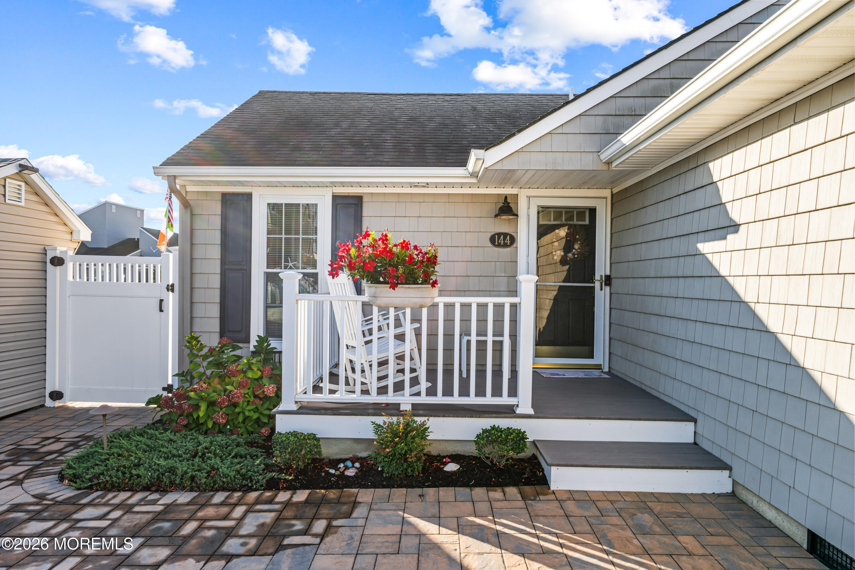144 Peter Road – photo 4