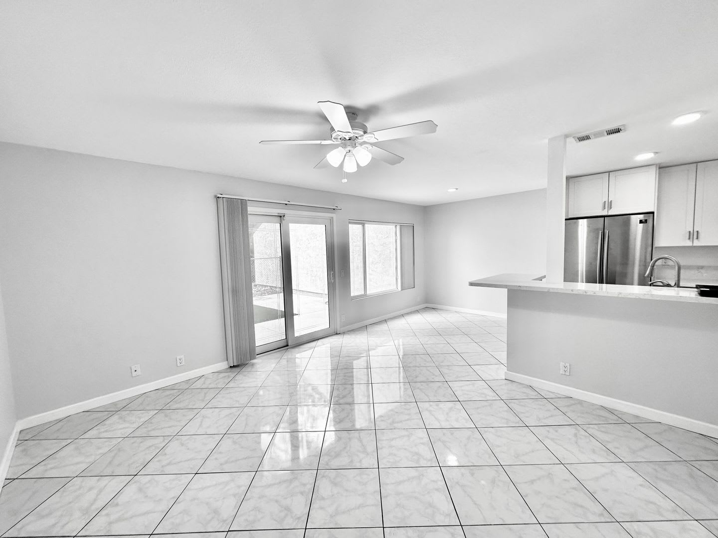FOR RENT – photo 5