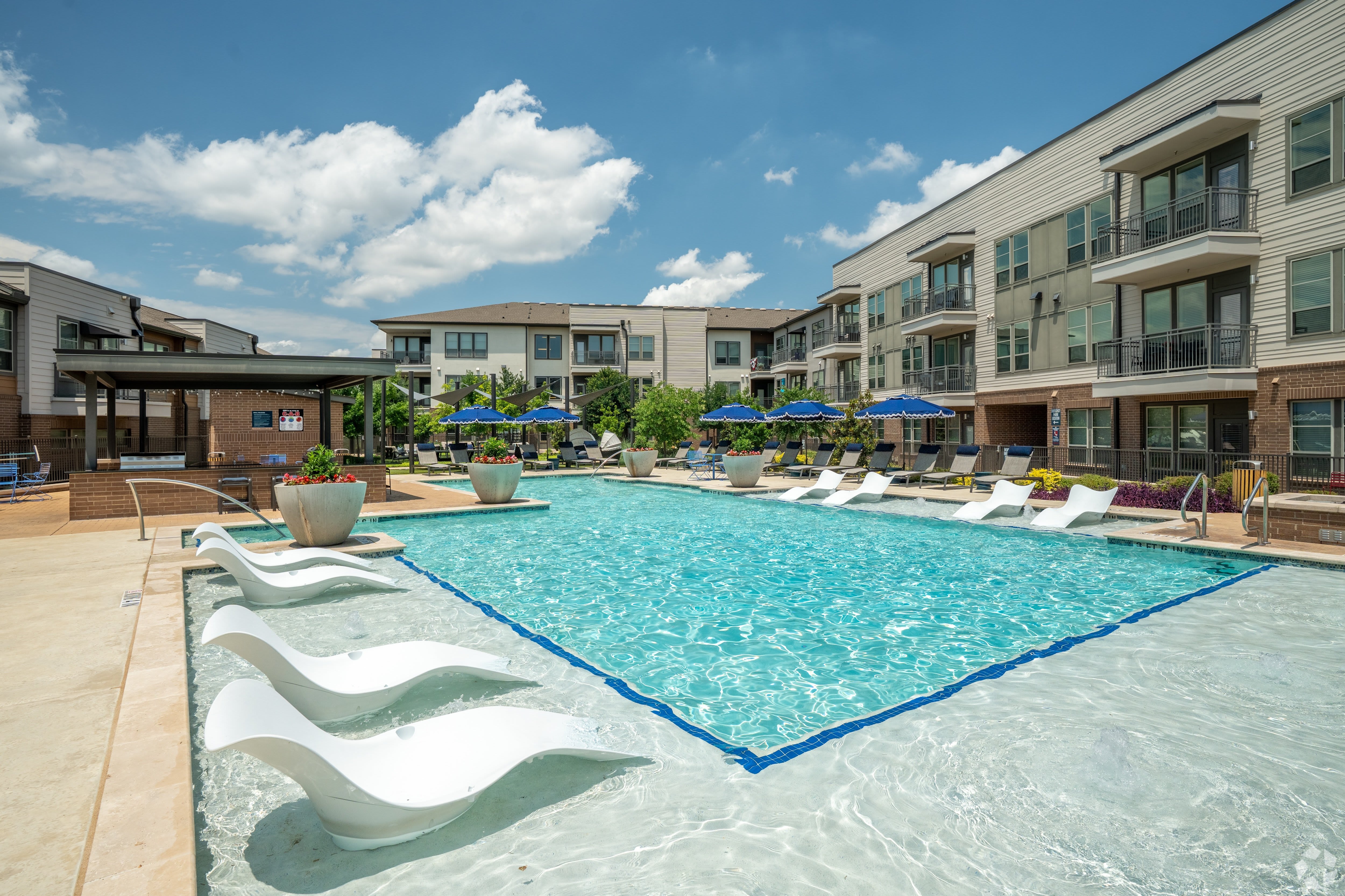 301 Flower Mound – photo 1