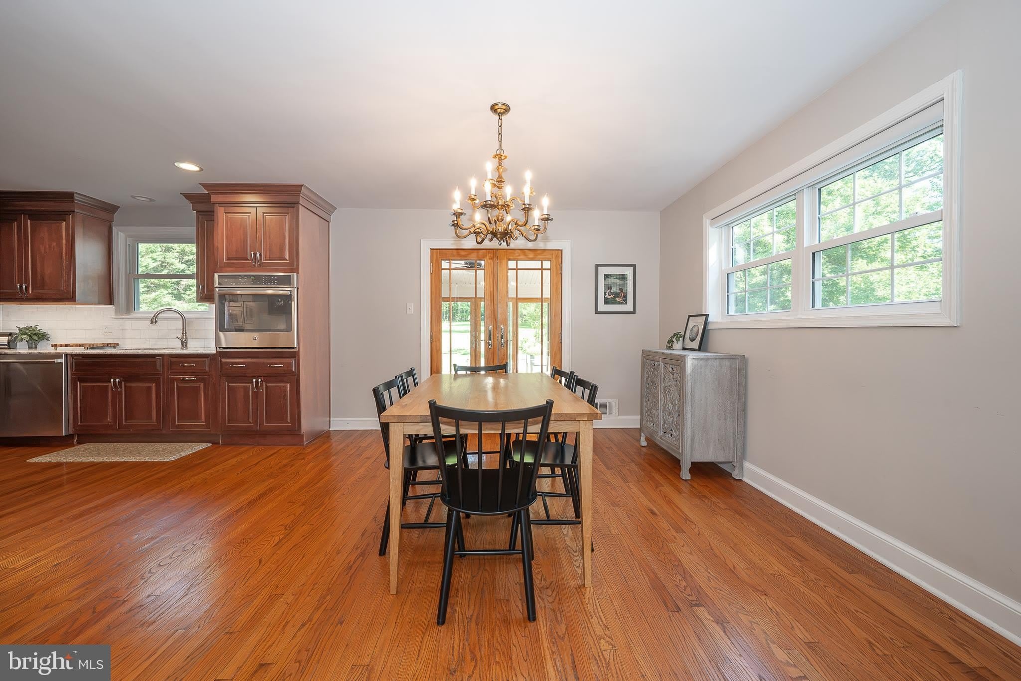 37 MEADOWS Lane – photo 5