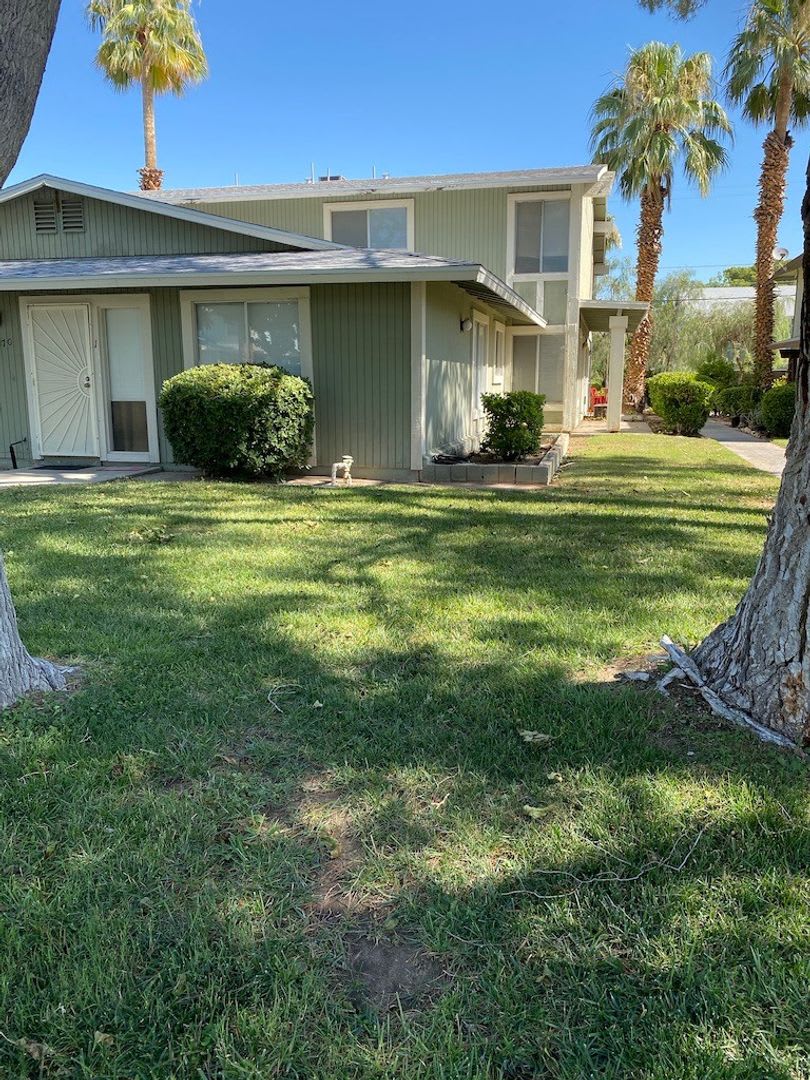 1470 ELIZABETH AVE #3 – photo 2