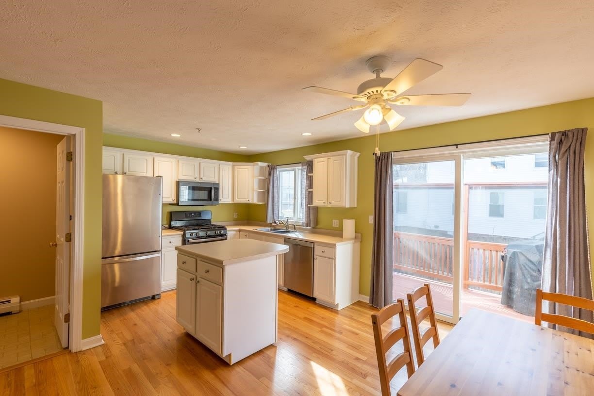 204 Washington Street – photo 3