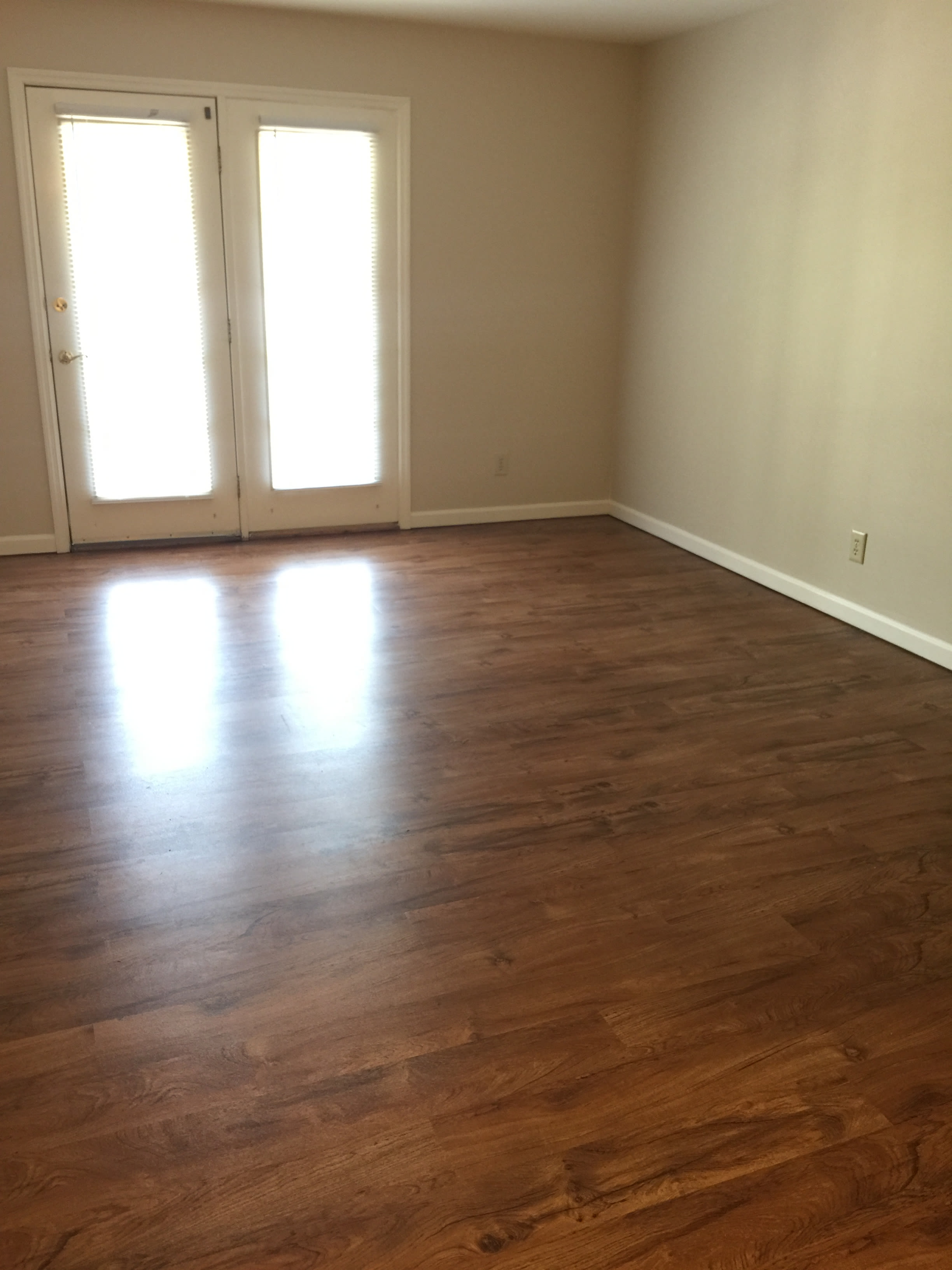 916 N Main St – photo 4