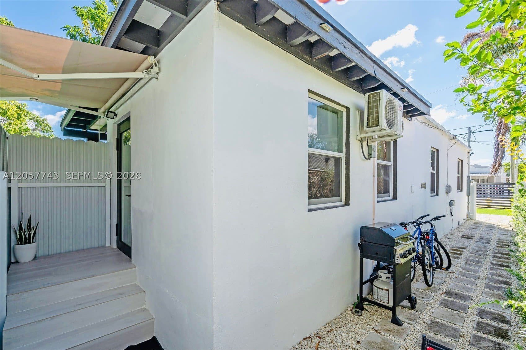1451 Nw 31St St – photo 3
