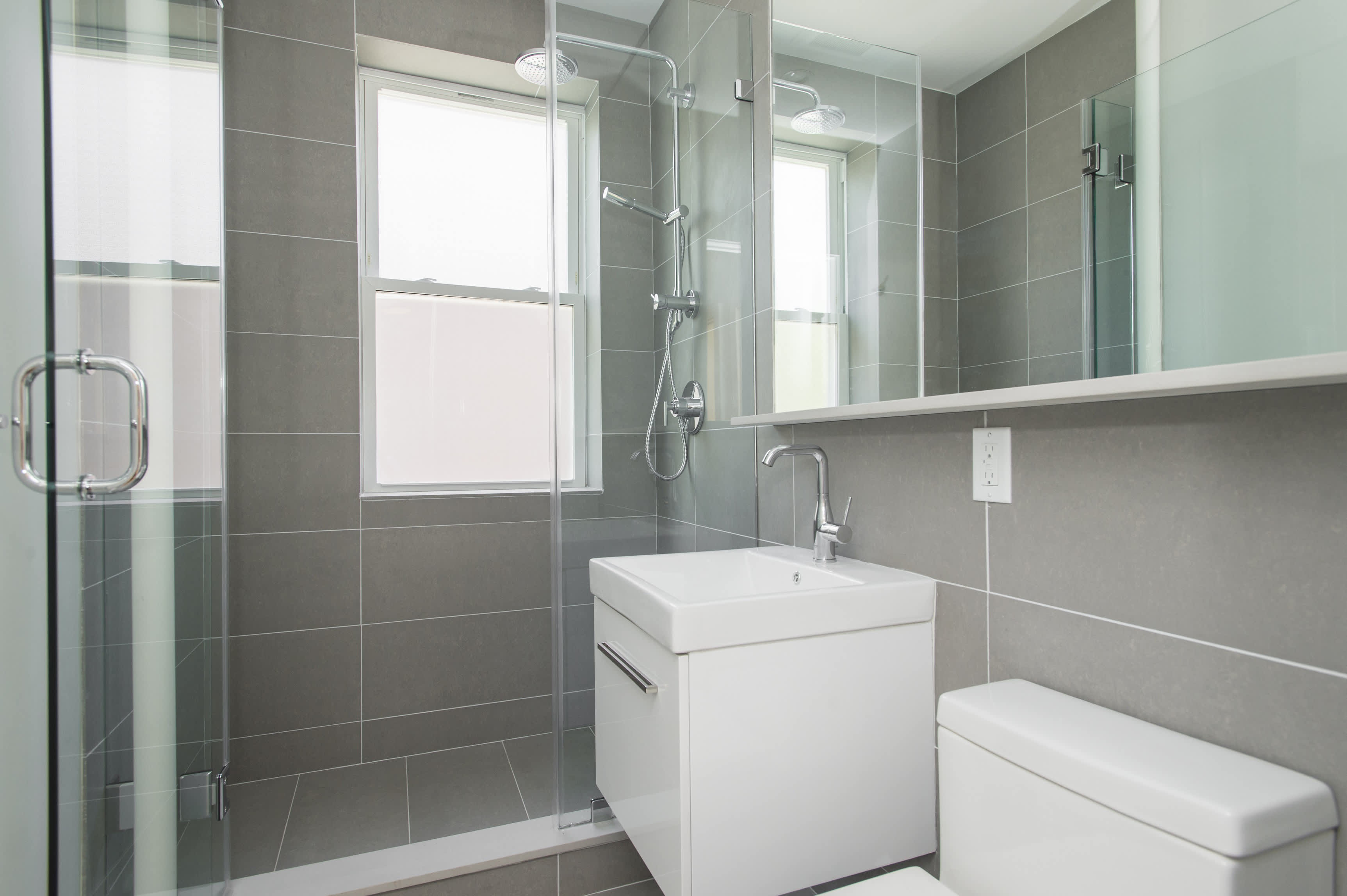 136 Highland Ave – photo 3