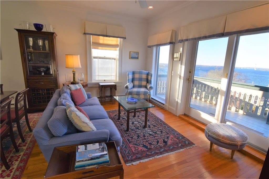 35 Chastellux Avenue – photo 4