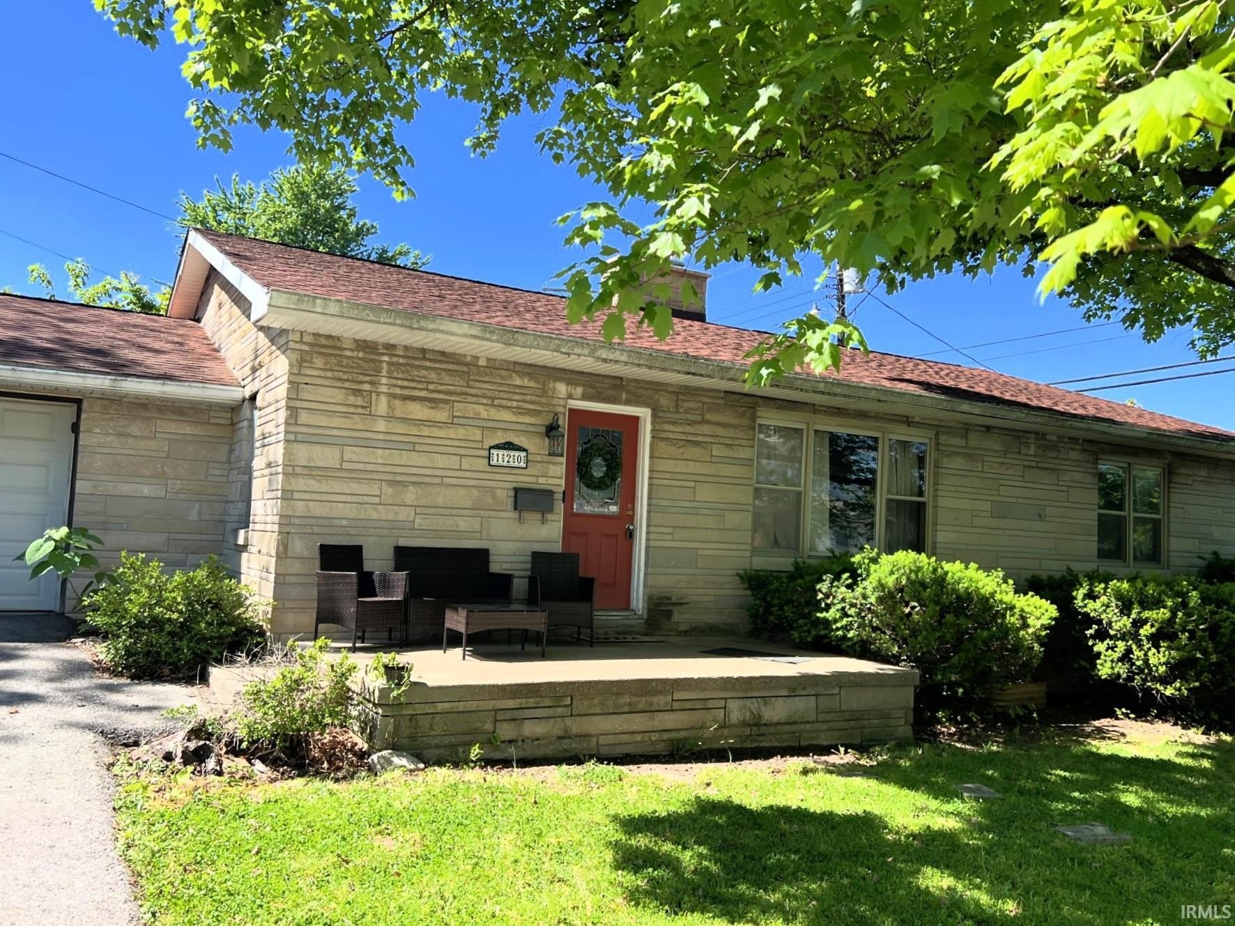 120 E Dixie Street – photo 1