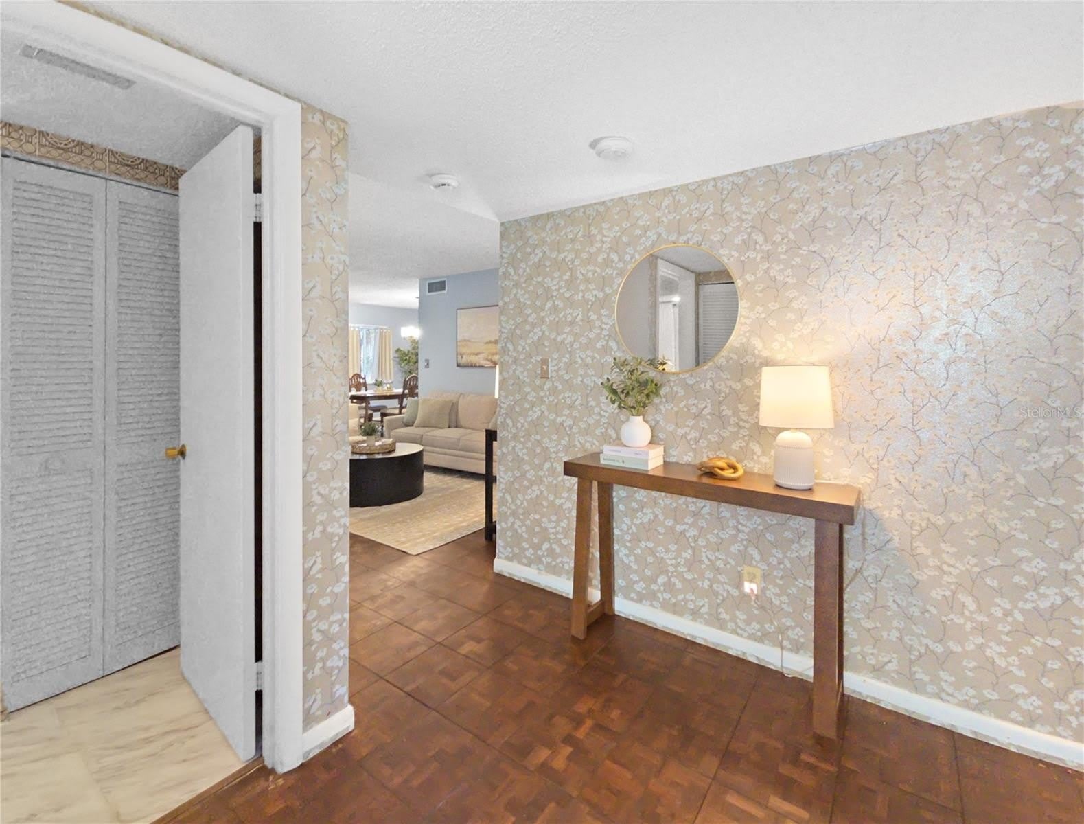 553 FAIRWAYS Circle – photo 2