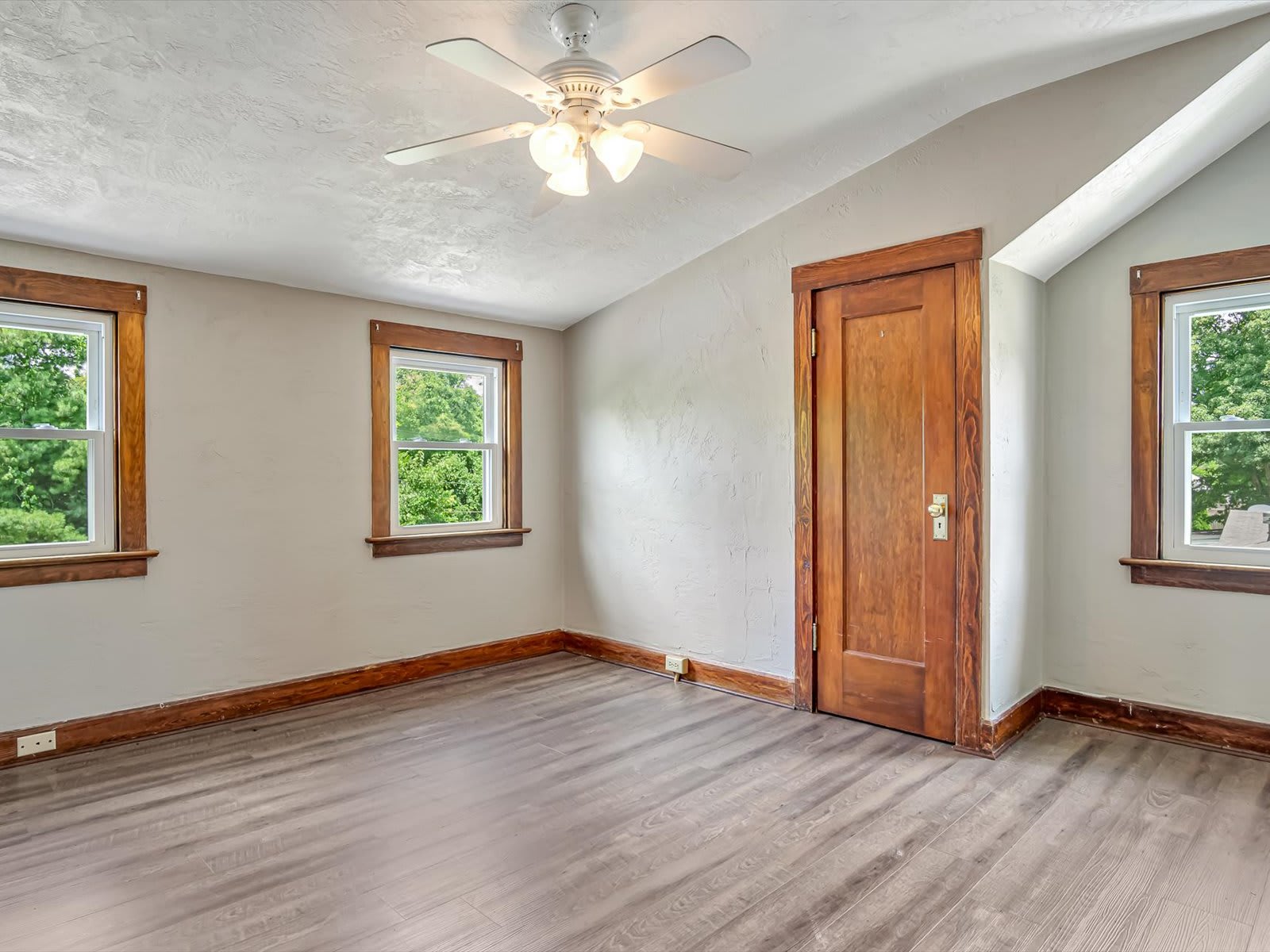 1705 Page Avenue – photo 3
