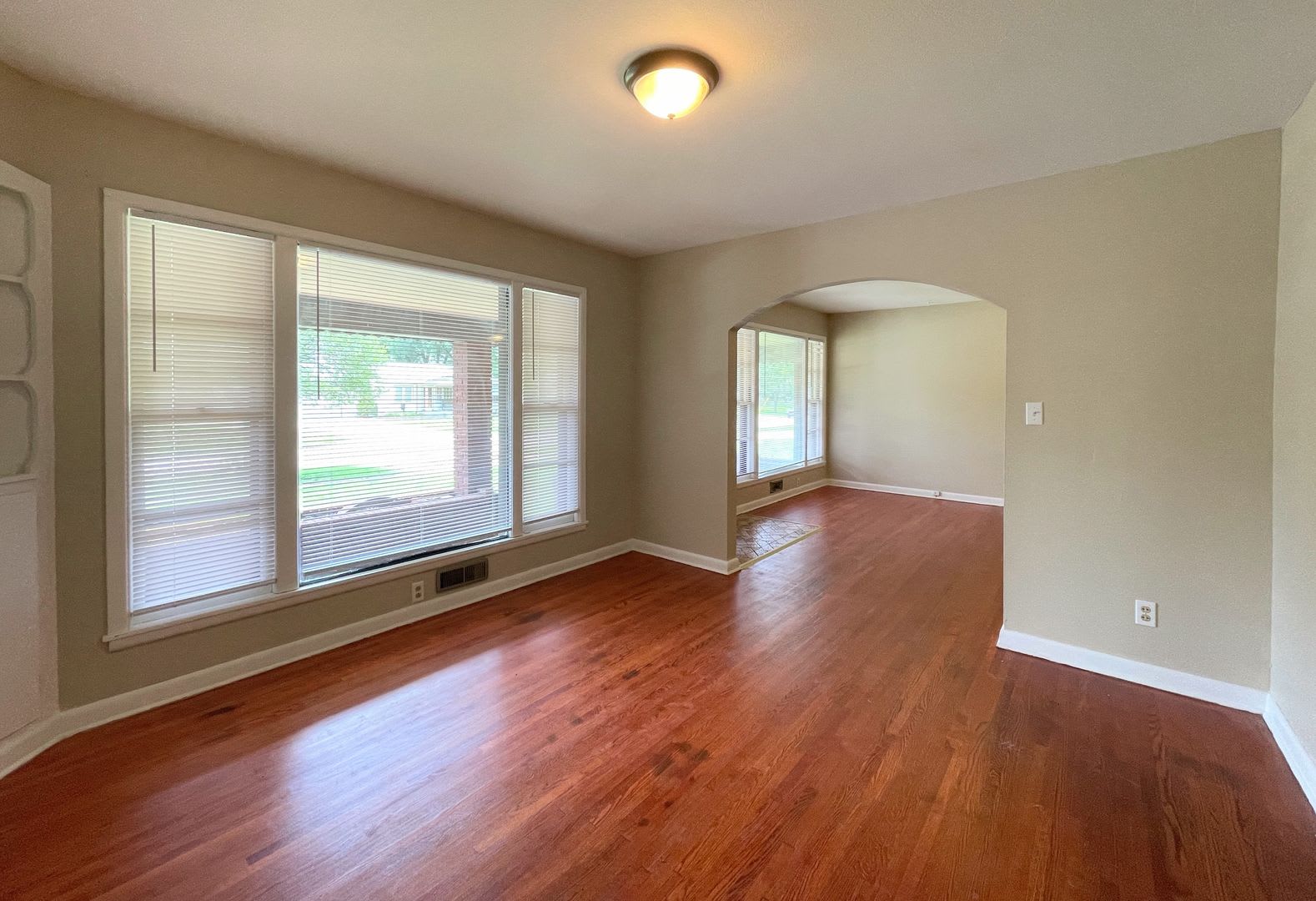 Updated Brick 3-Bedroom – photo 4