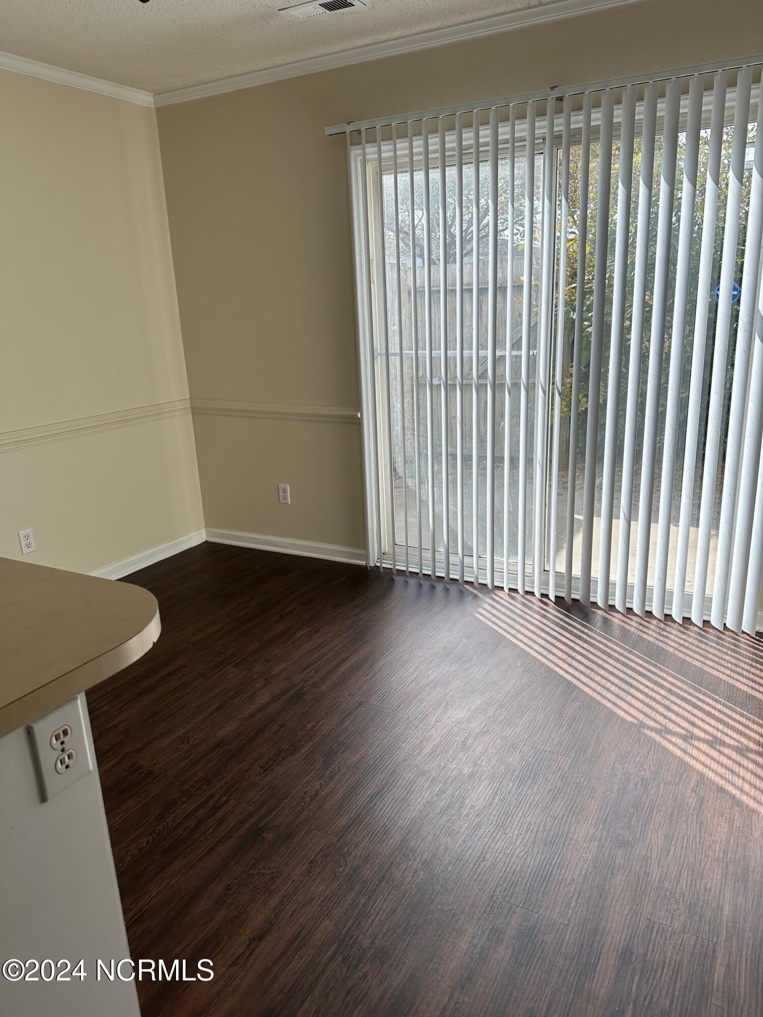 3935 Sterling Pointe Drive – photo 5