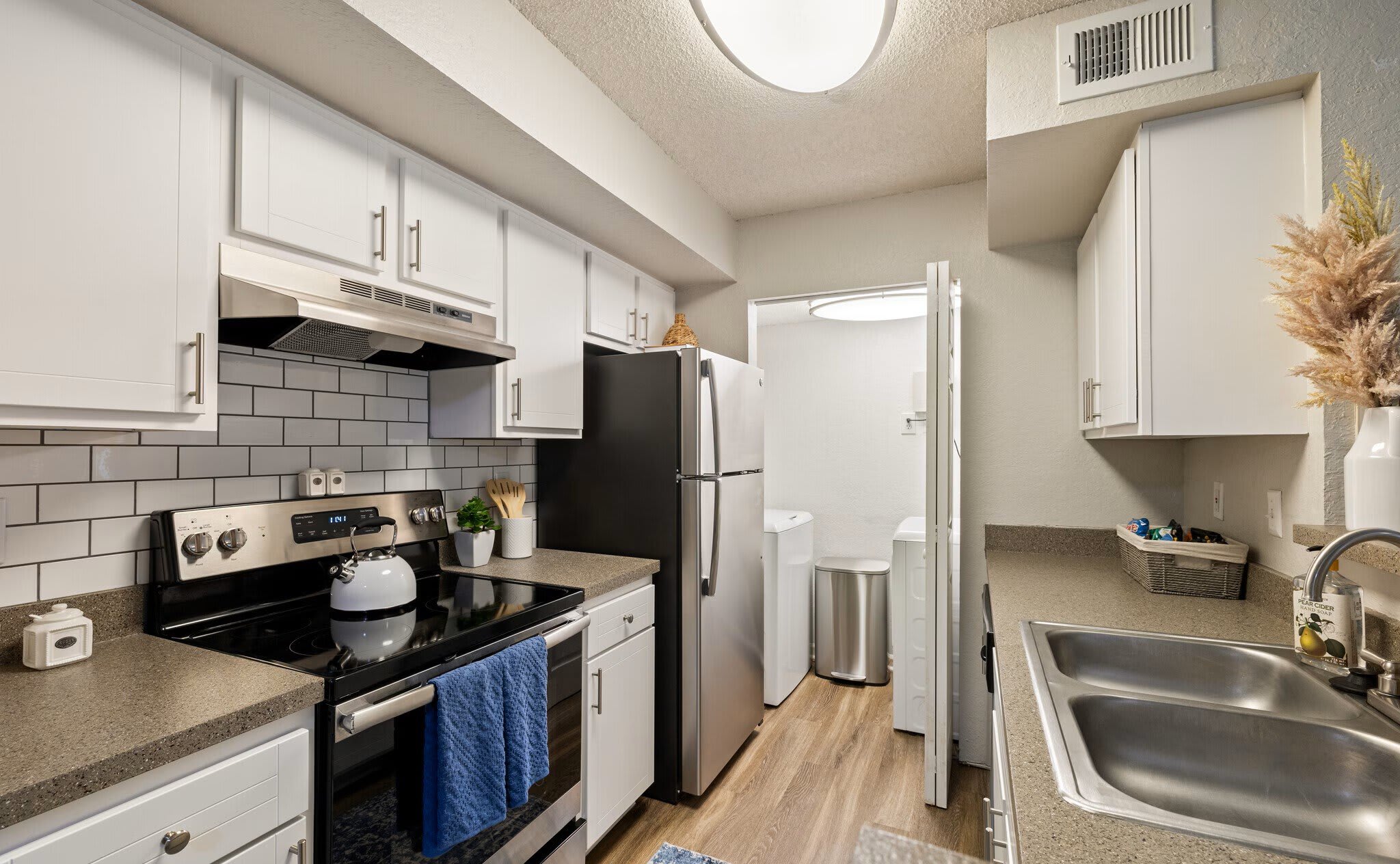 Jackson Square Apartments – photo 2