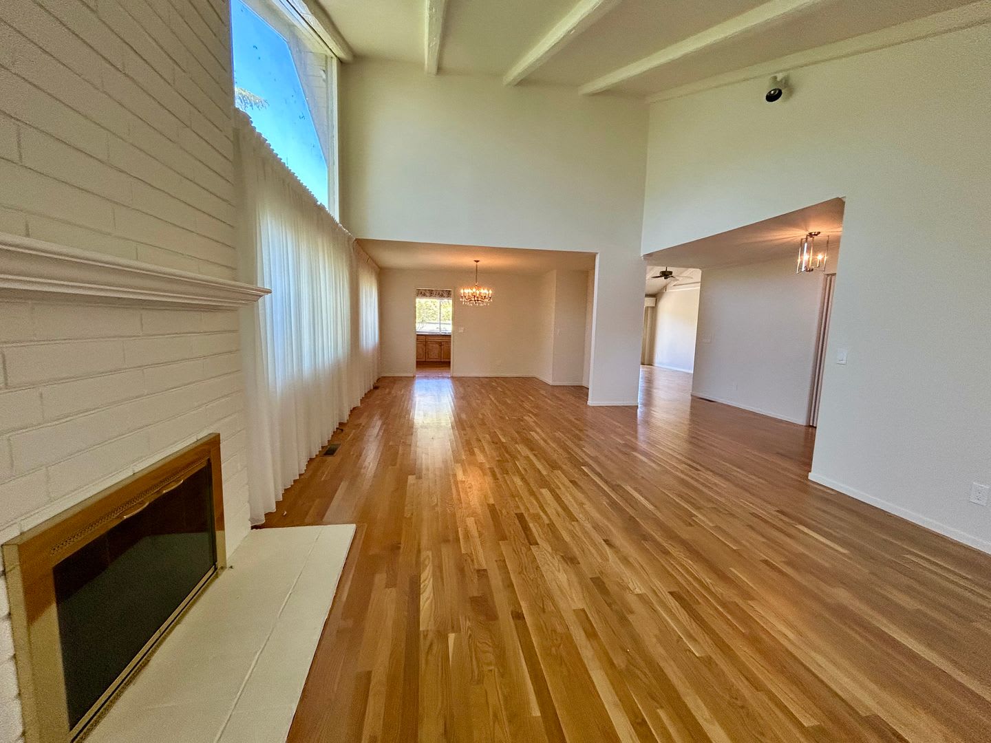 266 Valley Oaks Drive – photo 3