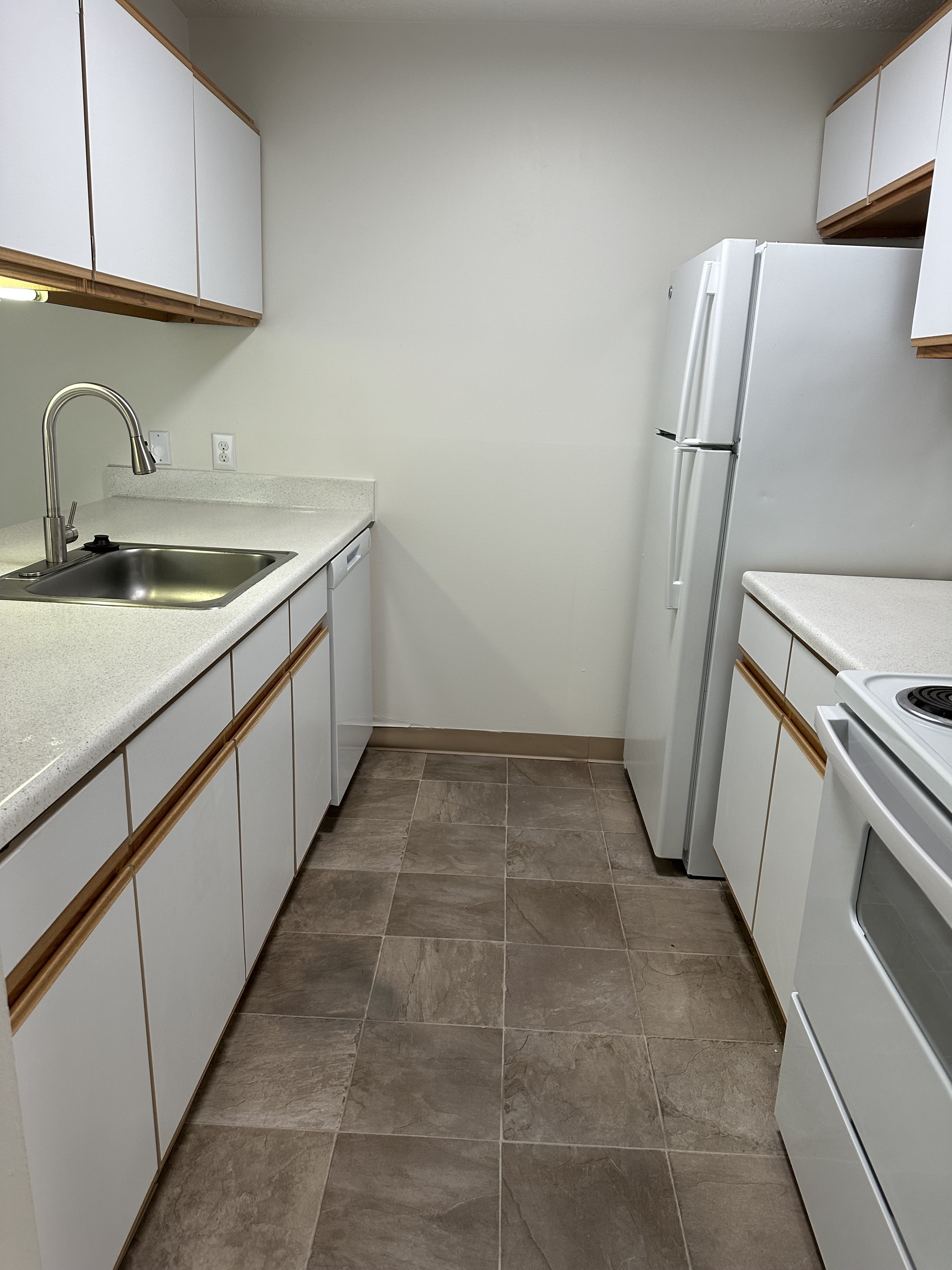1179 S Latson Rd – photo 3