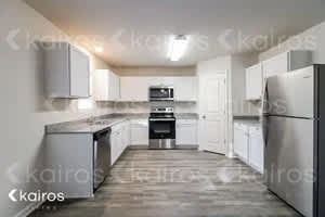 2650 Leo Lane – photo 2