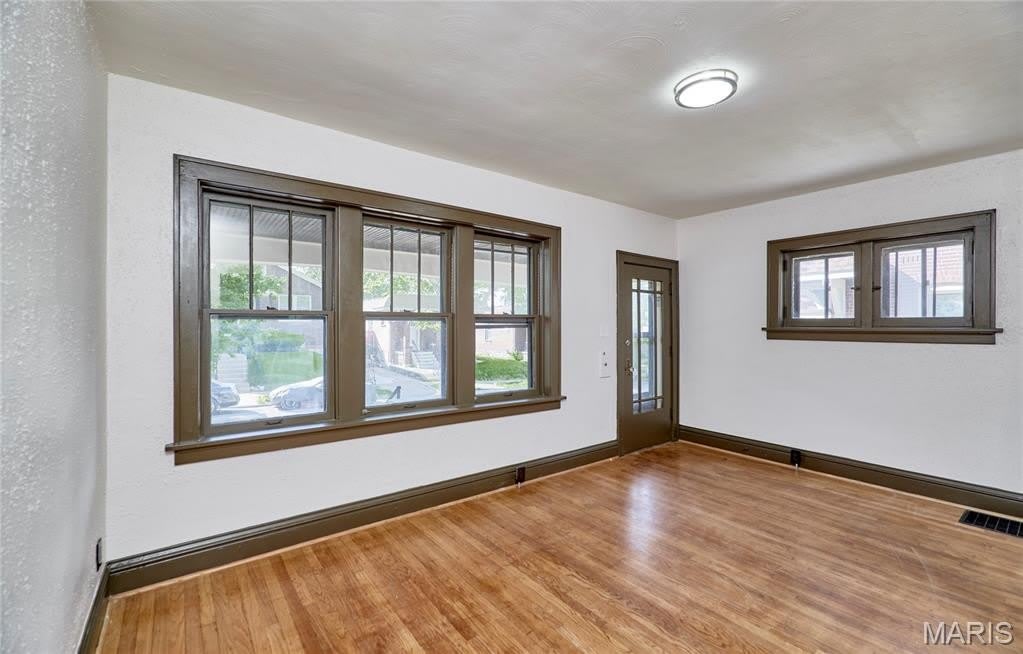 5021 Ray Avenue – photo 5