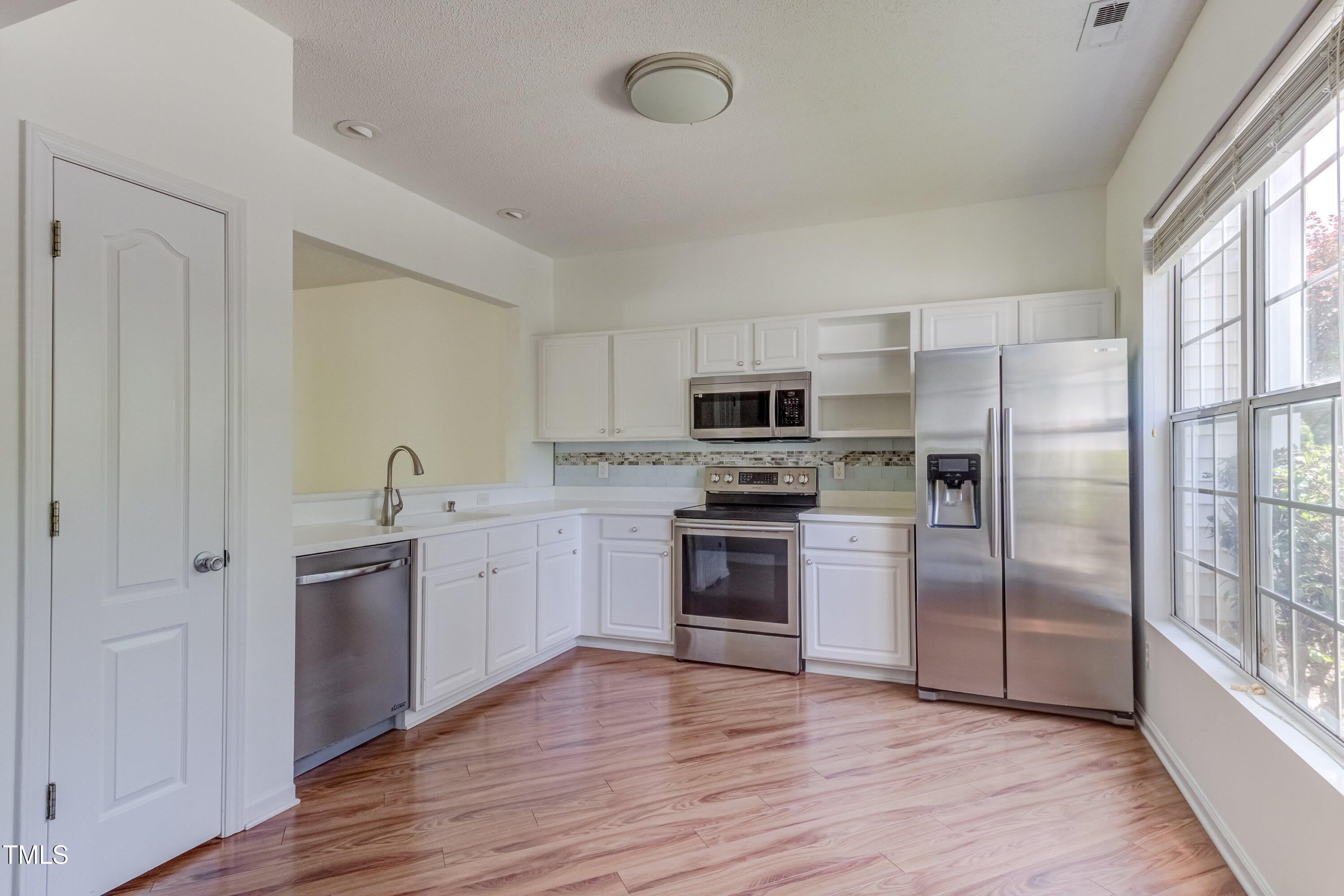 306 Orchard Park Drive – photo 3