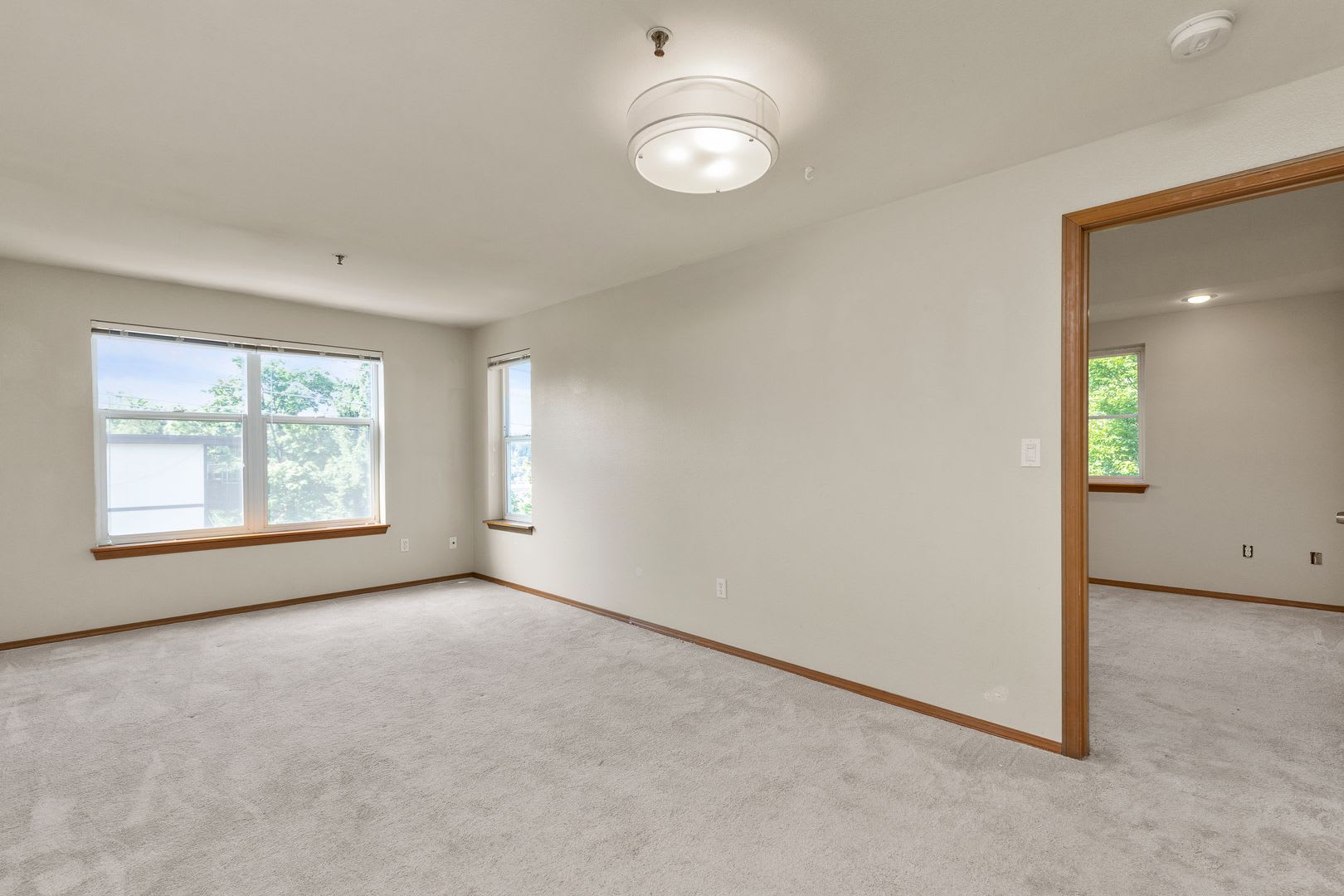 Quaint 2 bdrm/ 1 bth condo in Seattle – photo 2