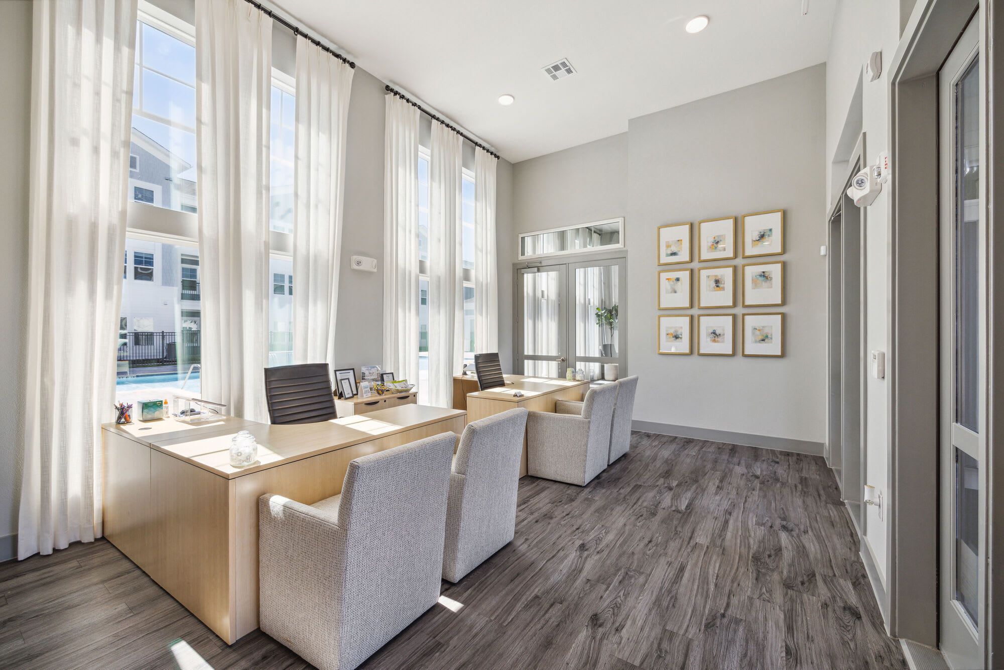 Willow Plaza – photo 4