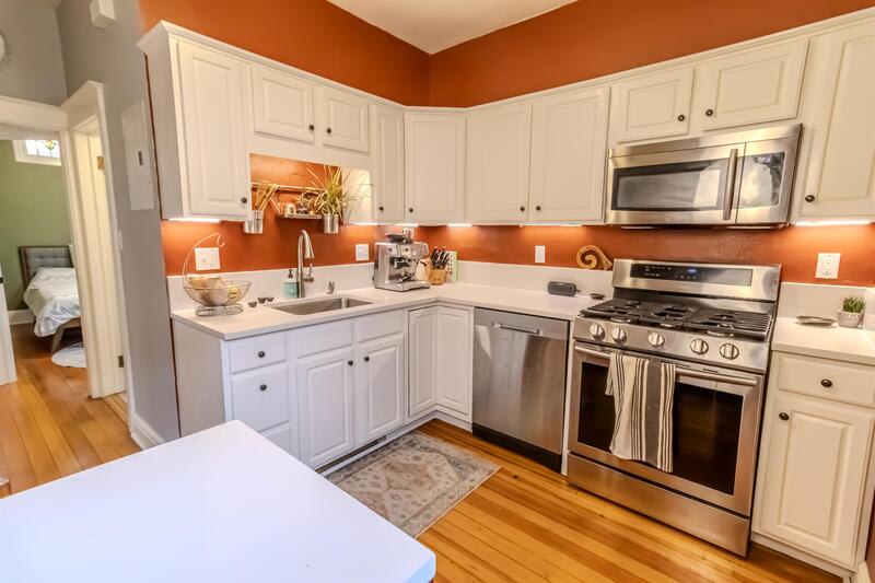 127 E Exposition Ave – photo 4