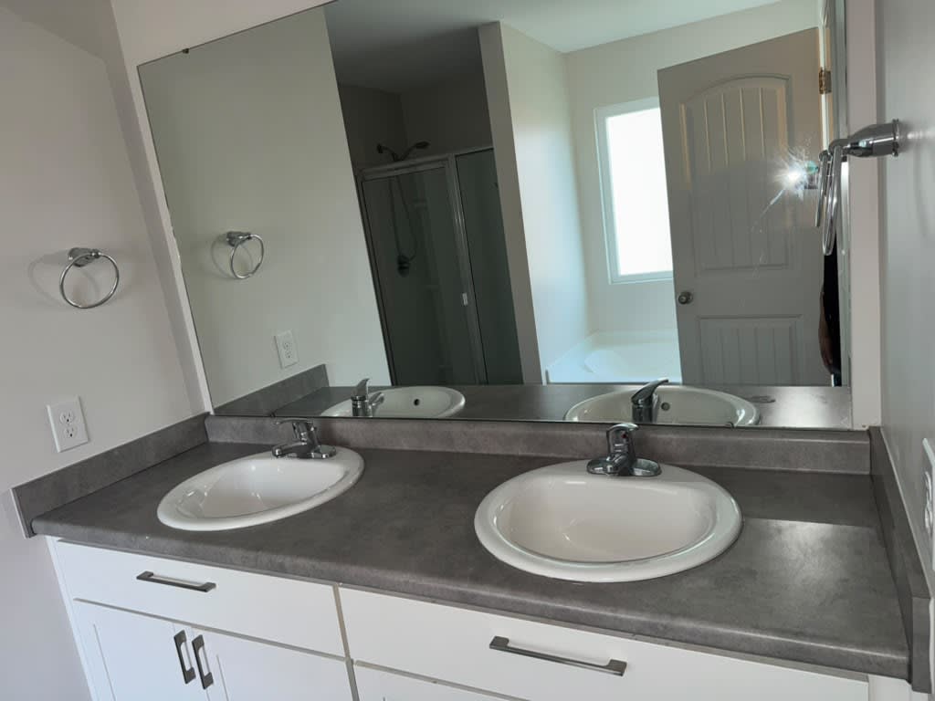 133 Orkney Road – photo 2