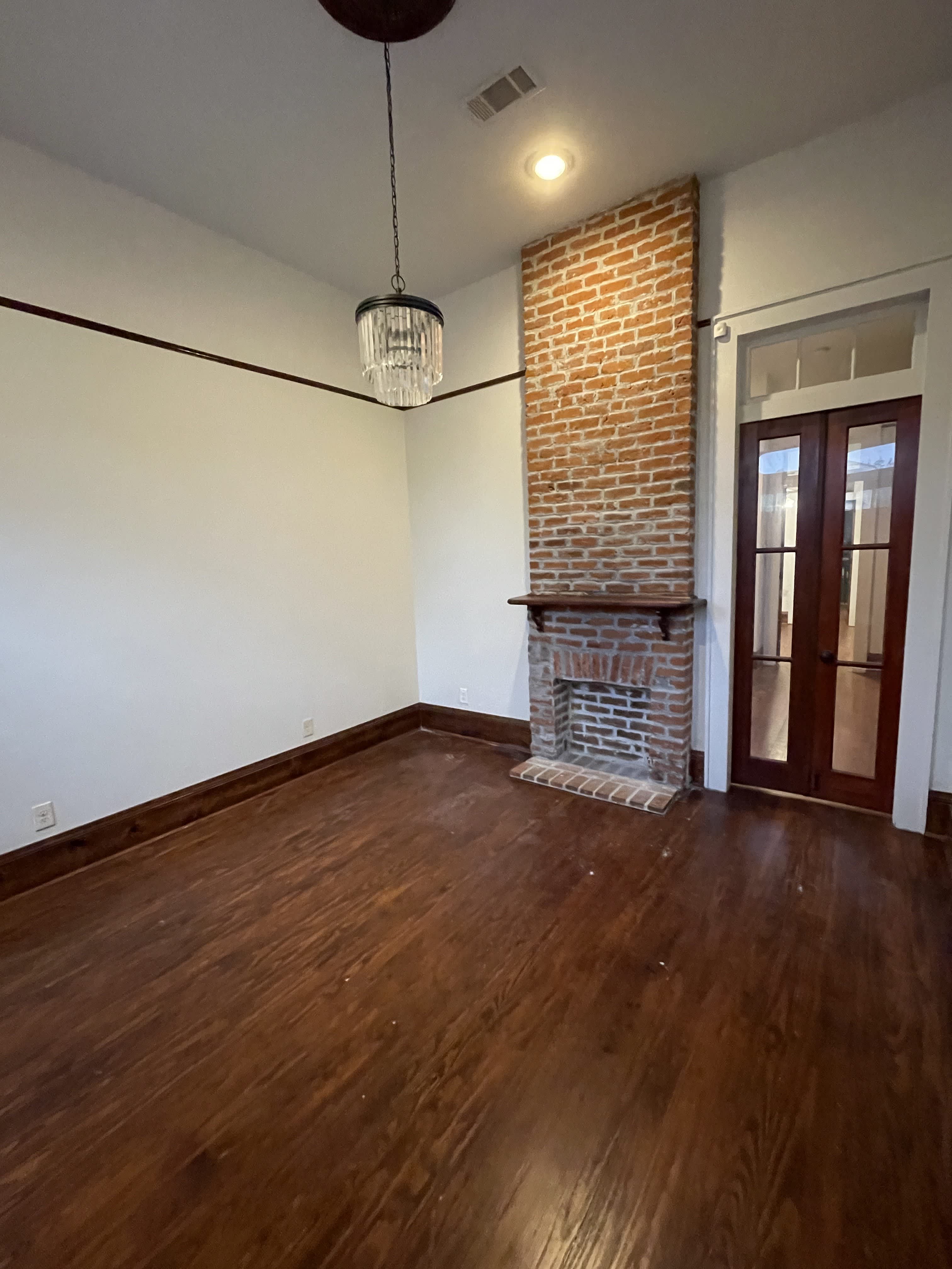 2025 Marais Street – photo 3