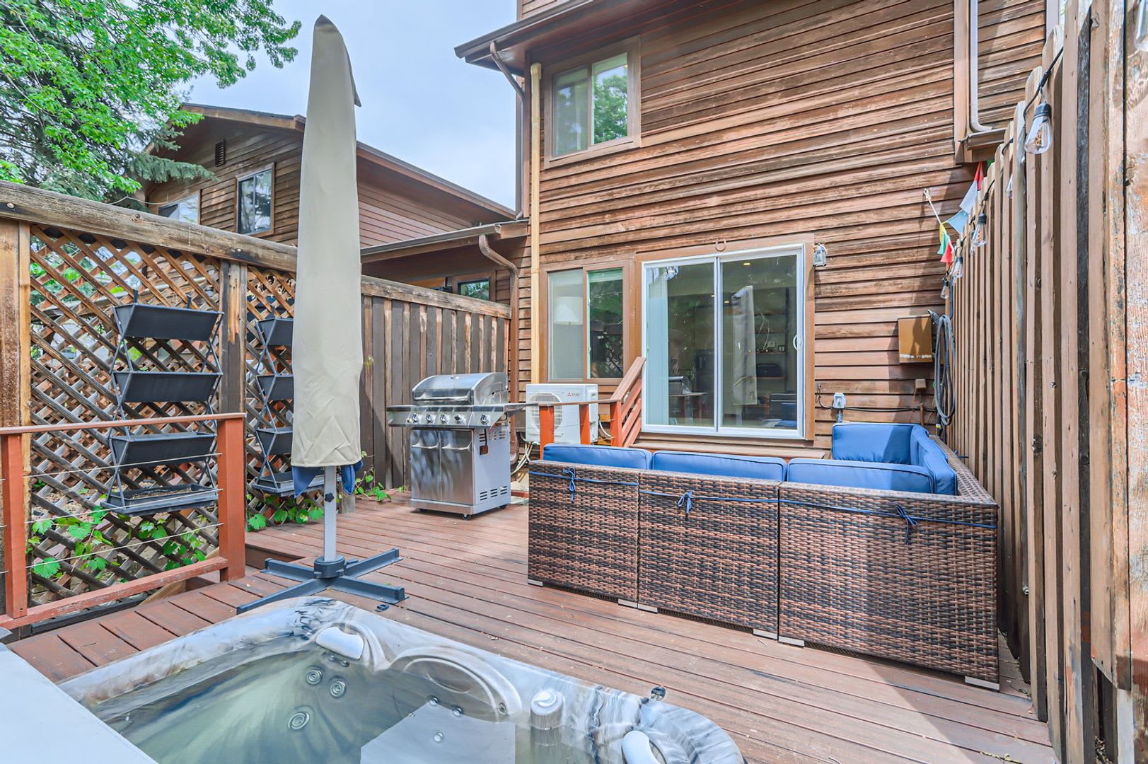 Cozy 2 BDR Home in Boulder with Hot Tub – photo 4