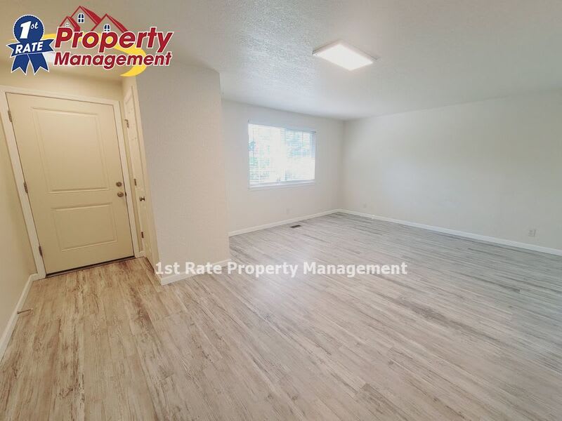 4336 W Rose Hill Court – photo 3