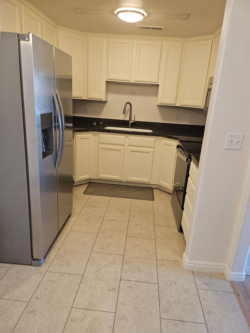 3 Bed 2 Bath TH in Orem For Rent! – photo 3