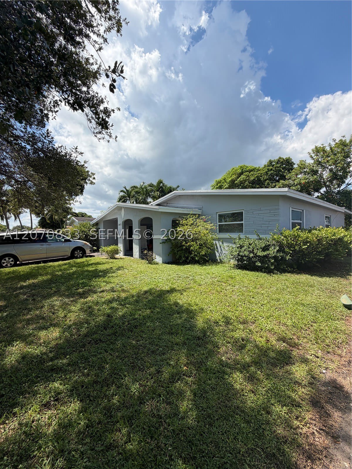 3631 Nw 9Th St – photo 2