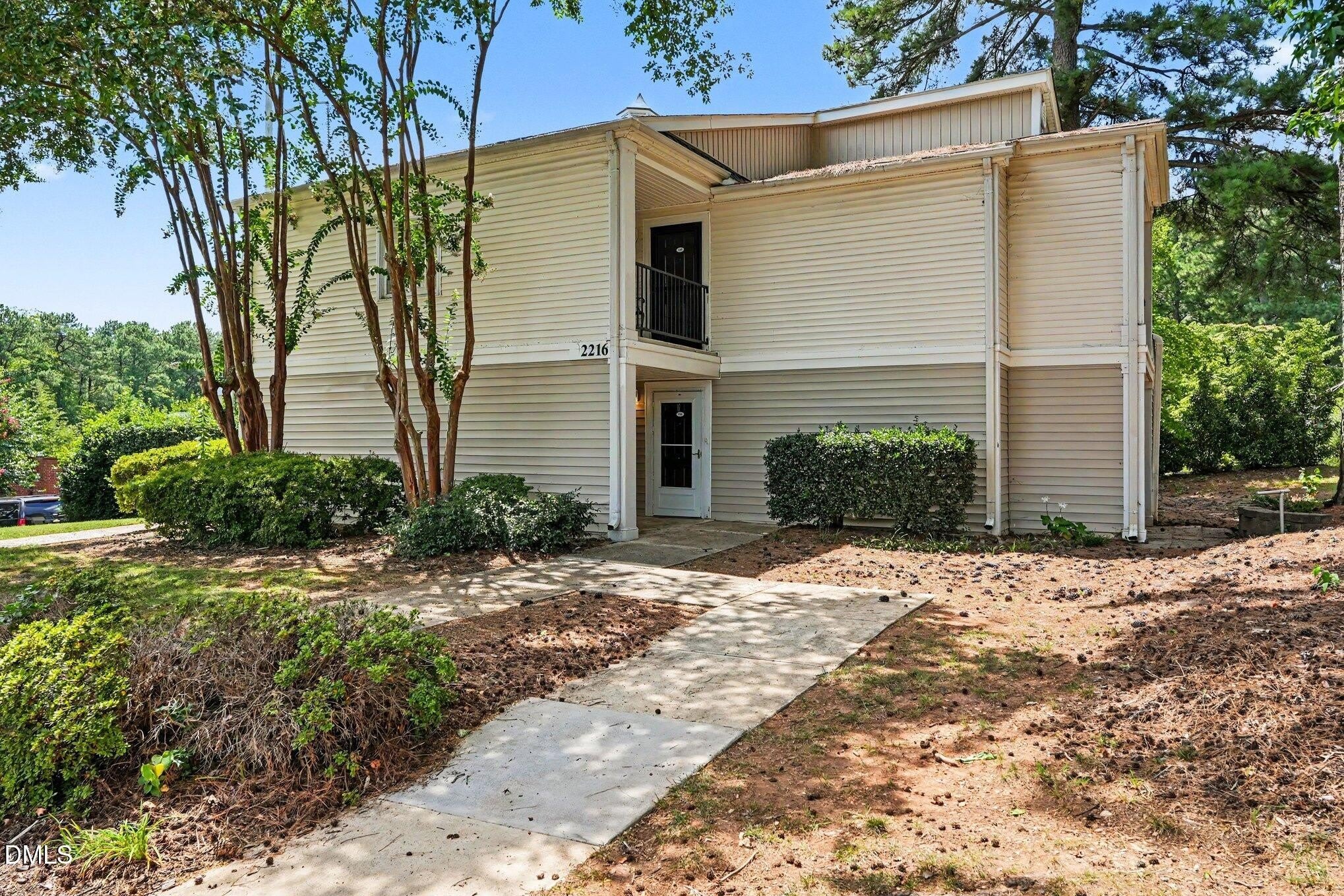 2216 Myron Drive – photo 4