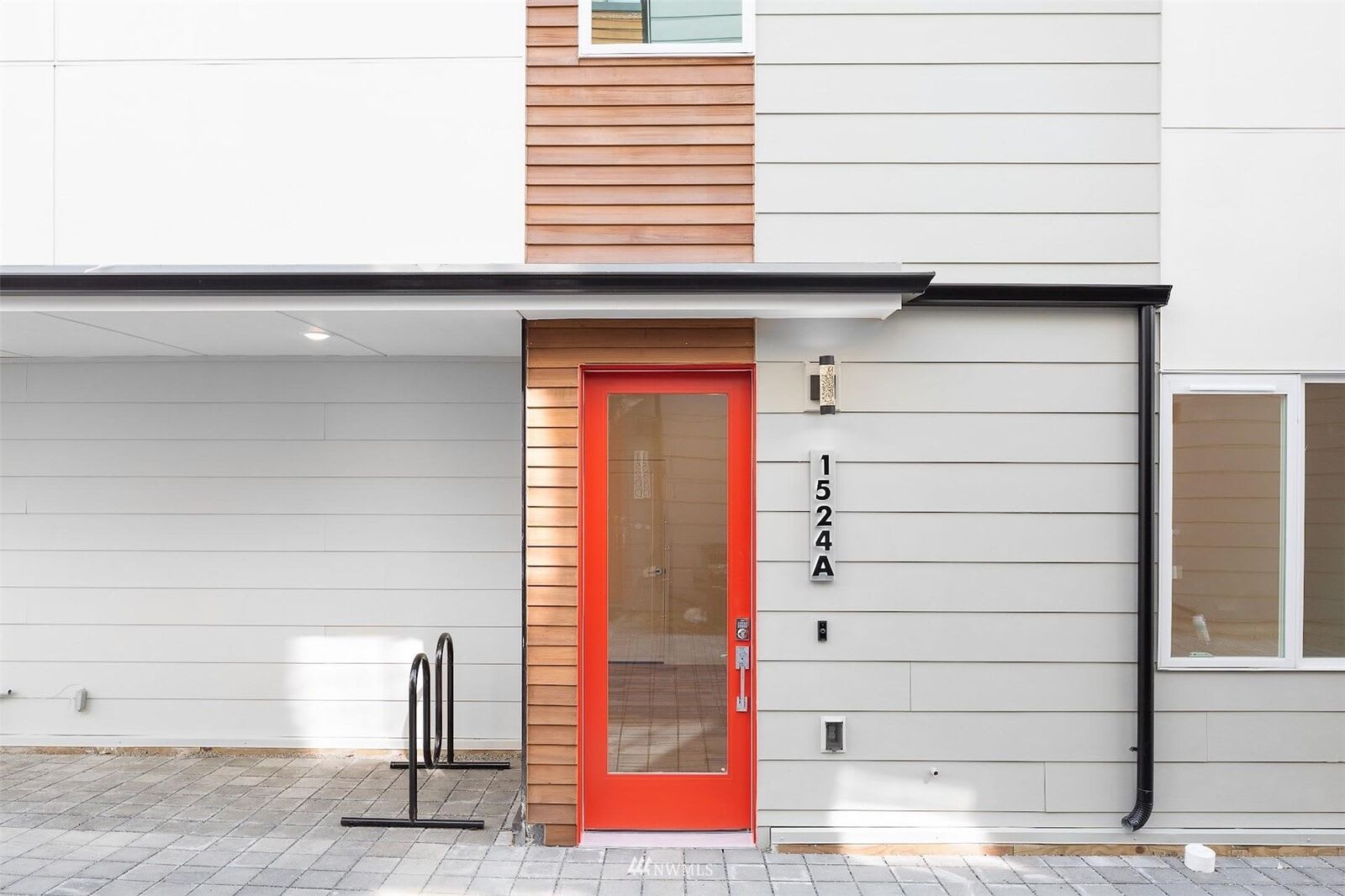 1524 13th Avenue South – photo 2