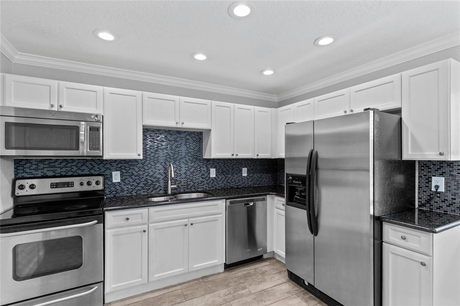 1938 CONWAY Road – photo 4