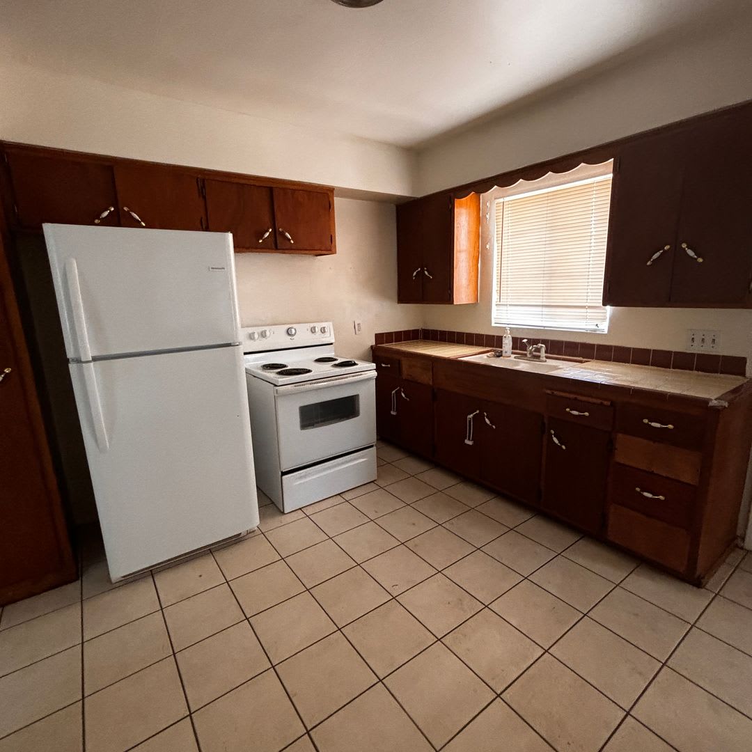 4 Bedroom rental home in Tempe! – photo 5