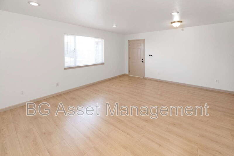 2340 22nd Street – photo 3