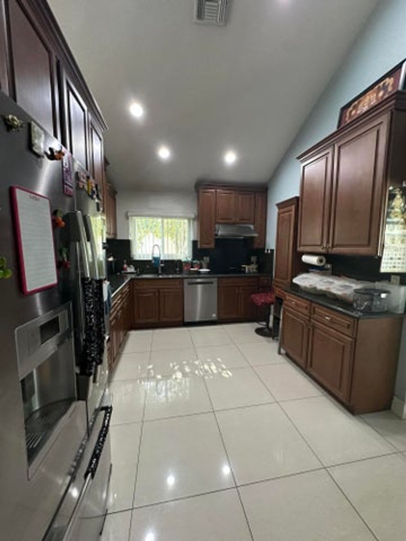 8 ELTON Place, Boynton Beach, FL 33426 – photo 1