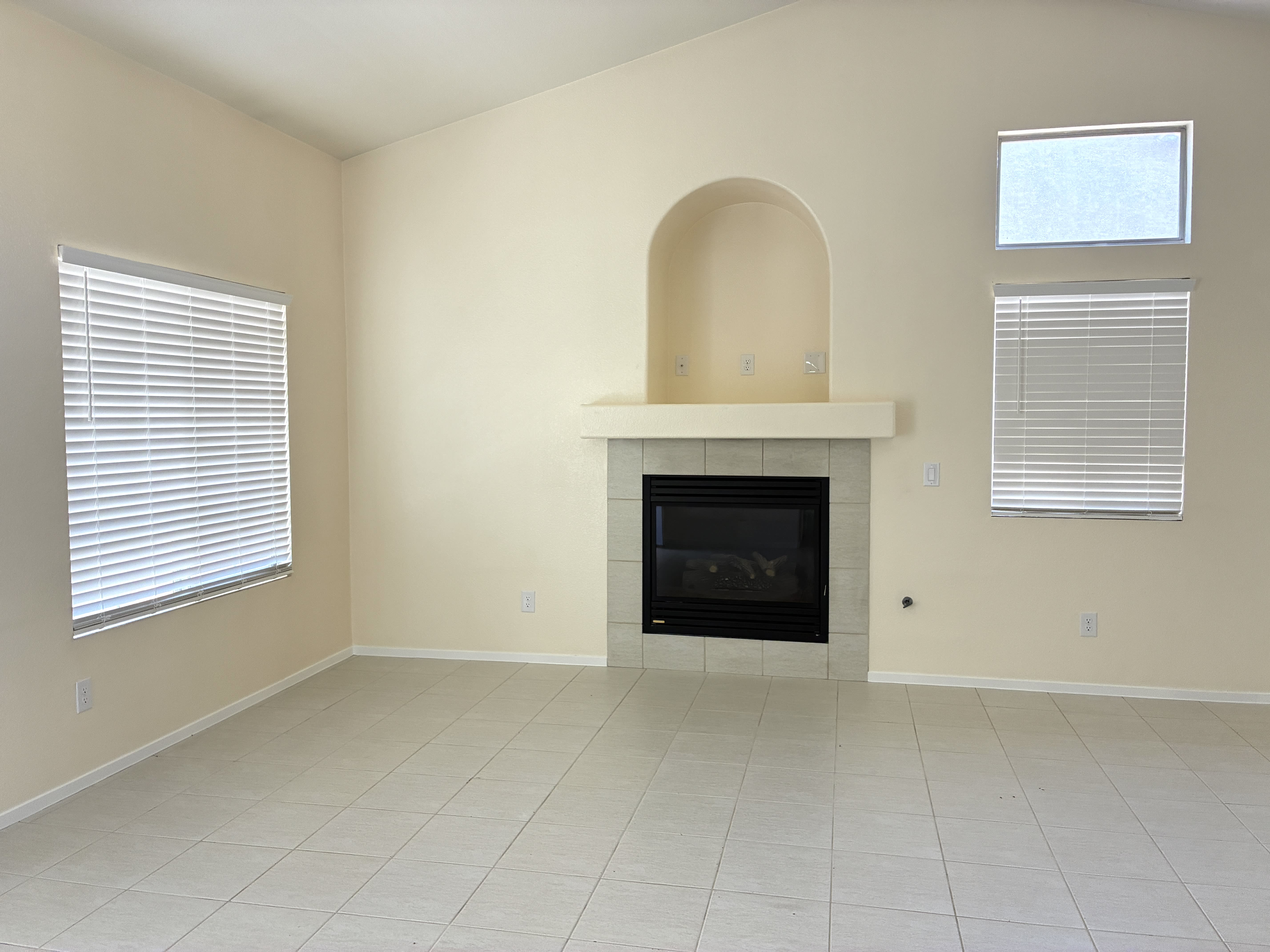 688 Pansy Pl – photo 3