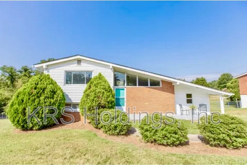 103 Middleboro Place – photo 1