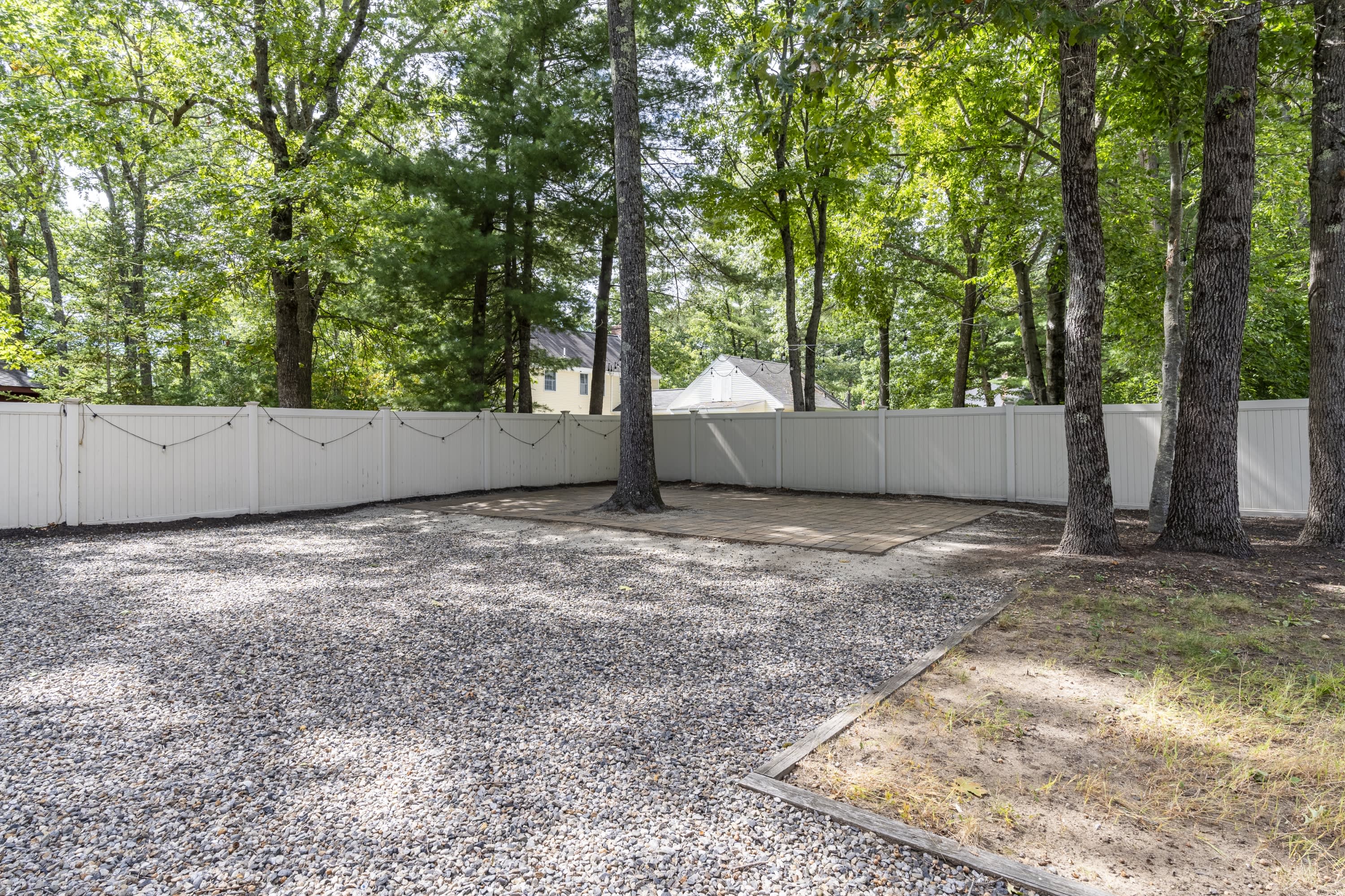 13 Andrew Avenue – photo 3