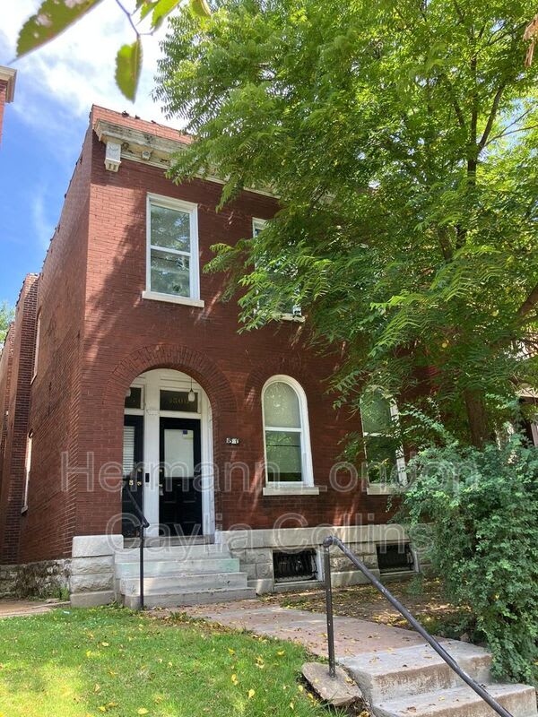 4500 South Grand Boulevard – photo 1
