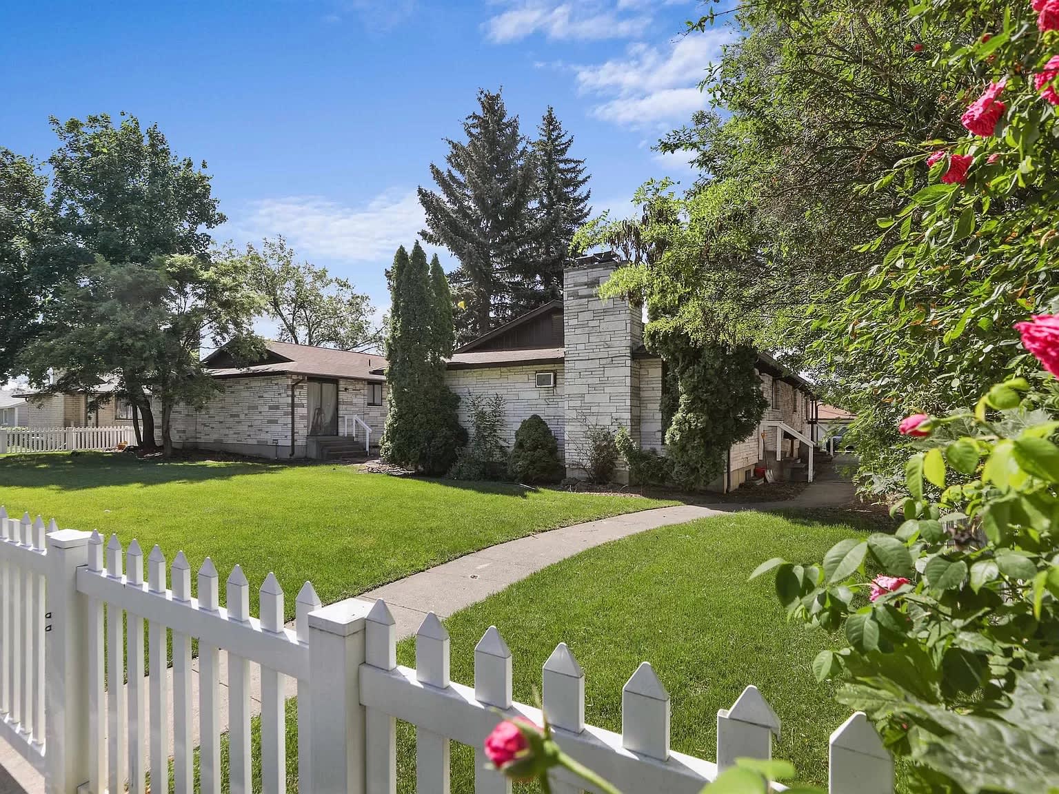 1508 E Nebraska Ave – photo 2