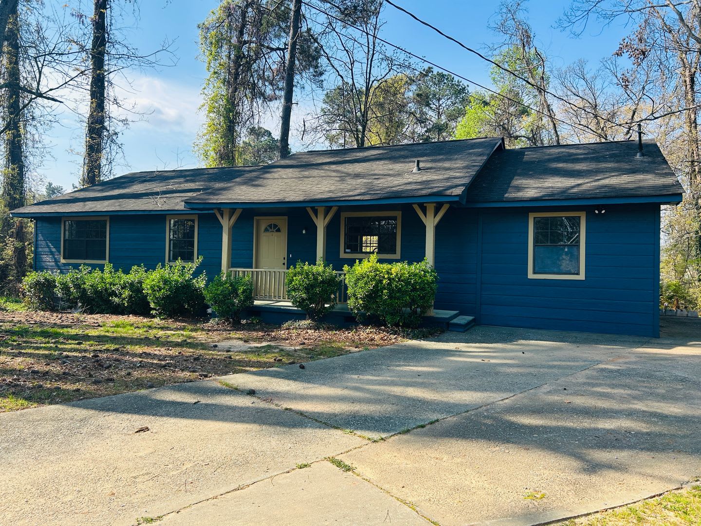 Wow Stunning Fully Renovated 3 Bedroom 2 Bathroom Home In Riverdale Must See – photo 2