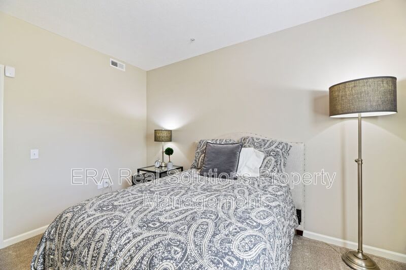 1627-108 Gilmore Park Avenue – photo 2