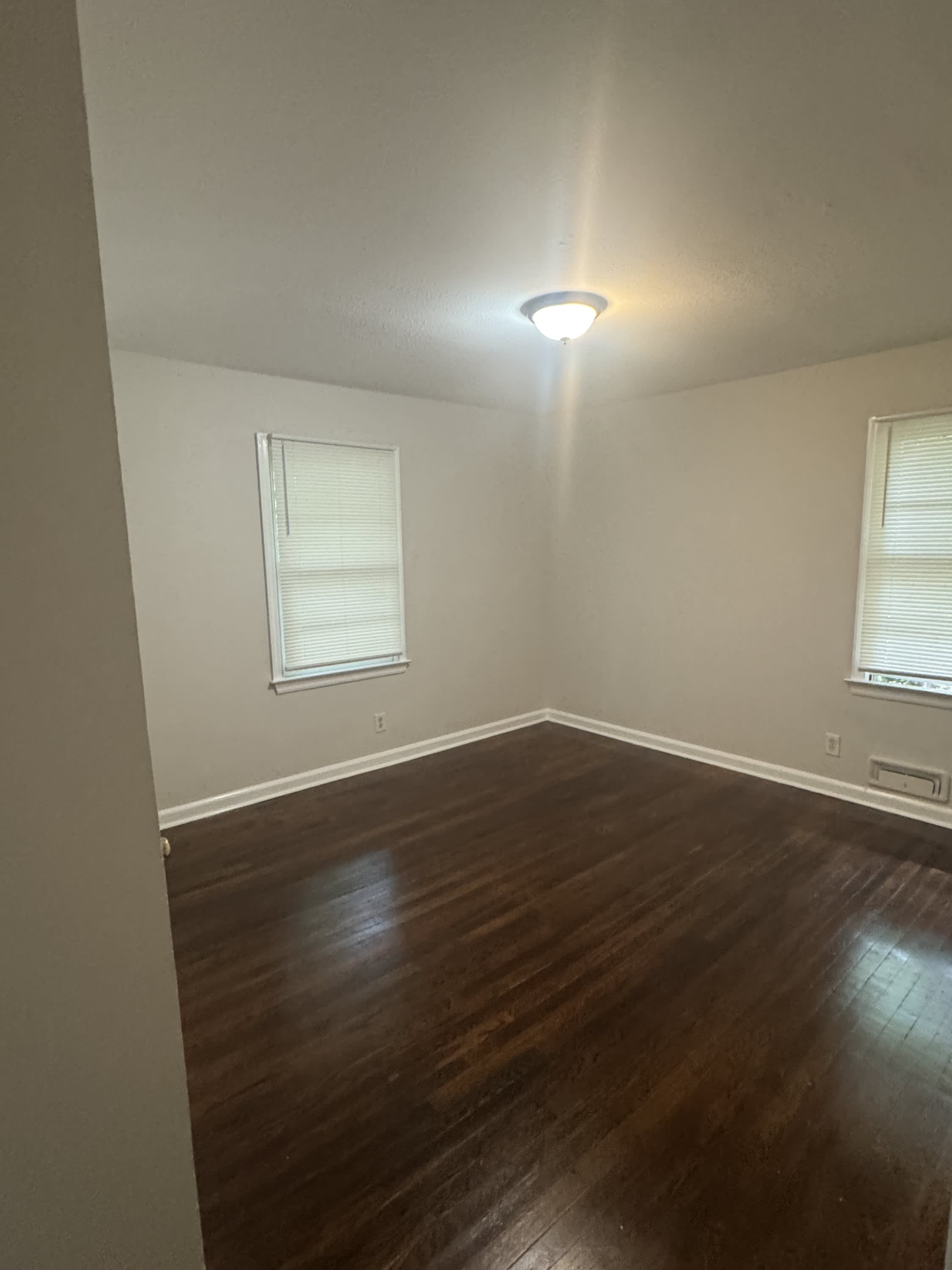 323 Bromack Drive Southeast – photo 5