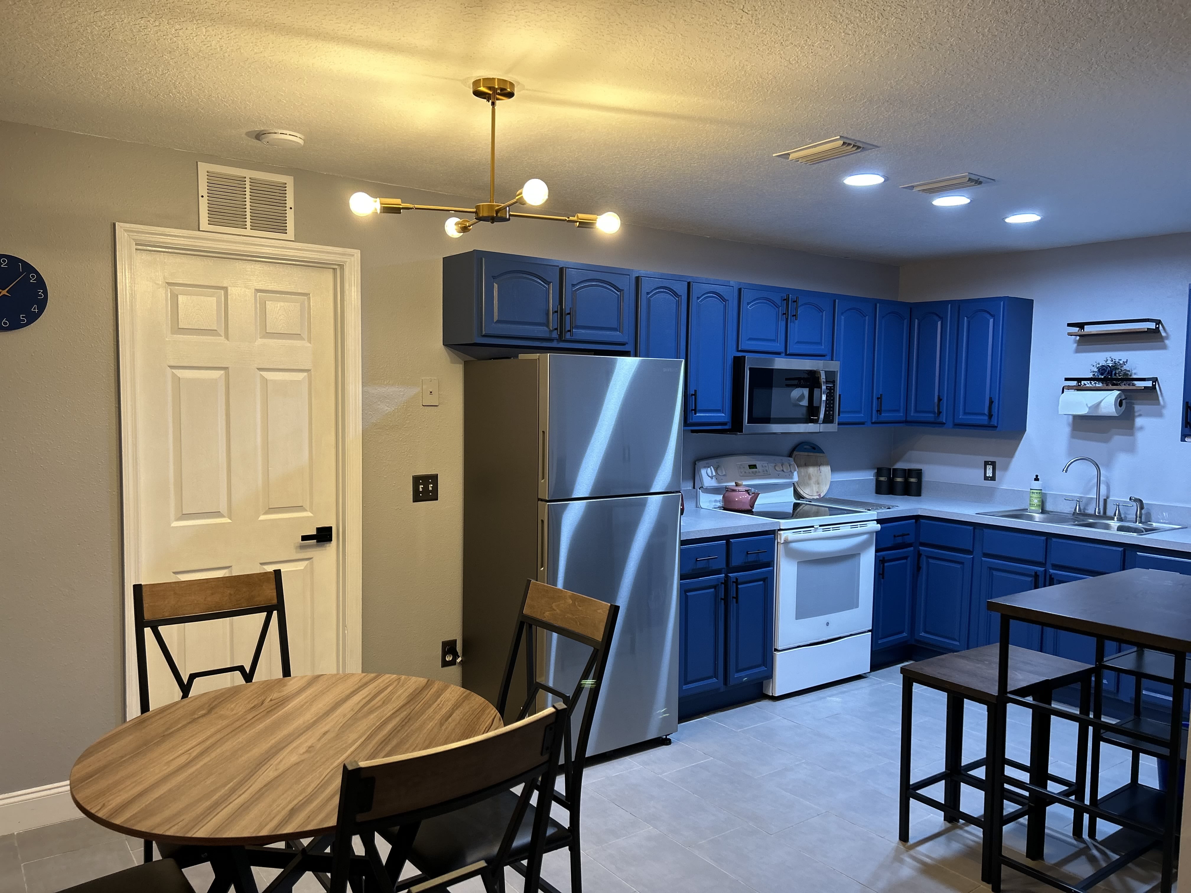 708 Ne 26th St – photo 3