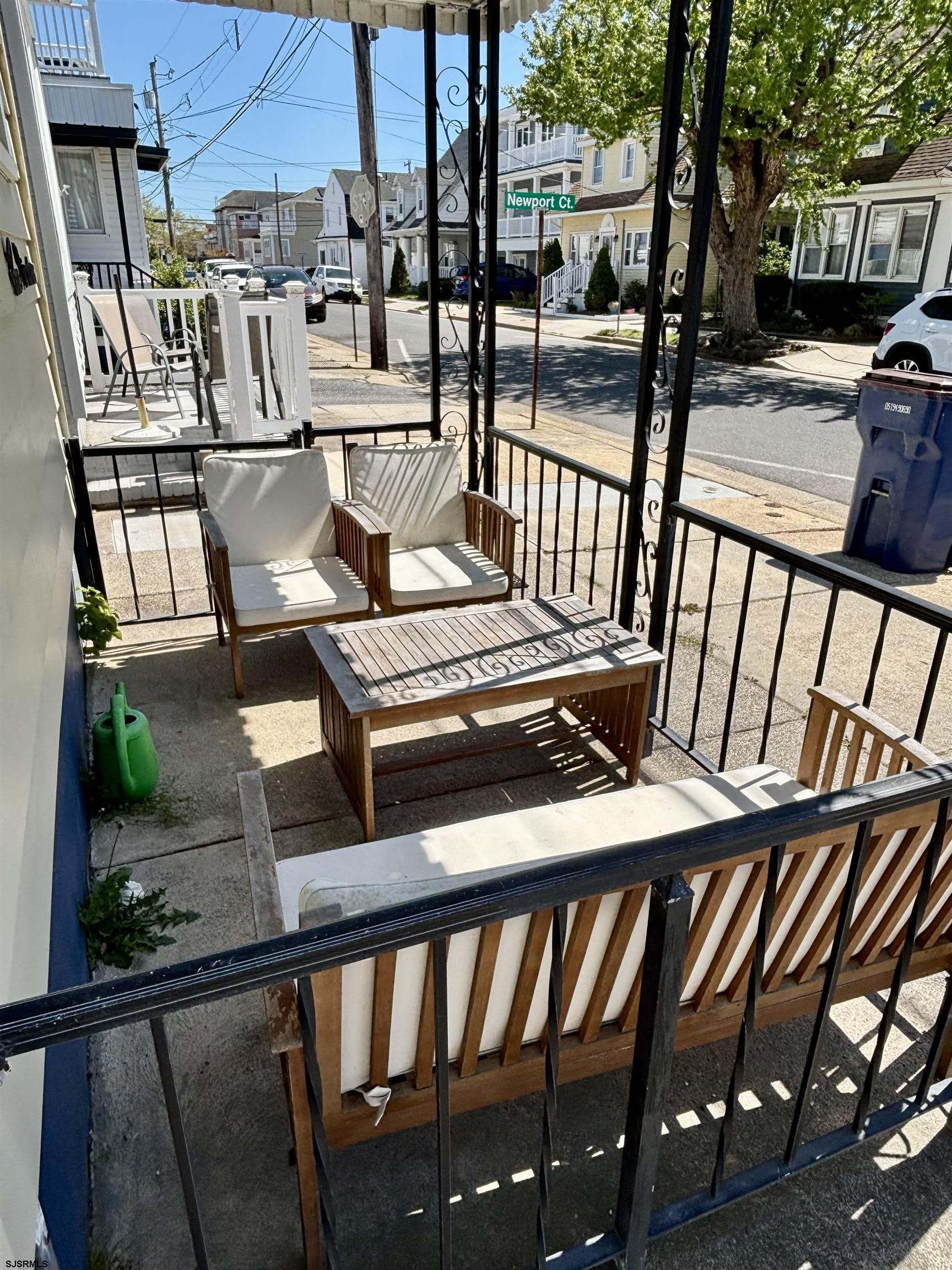 119 N Newport Ave – photo 2